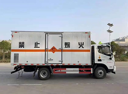 兴化爆破器材运输车